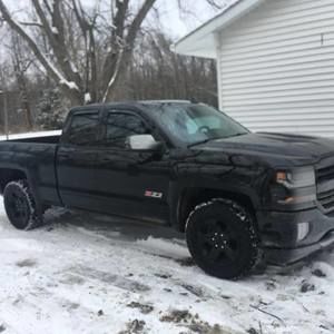 Meet your Posher, Travis